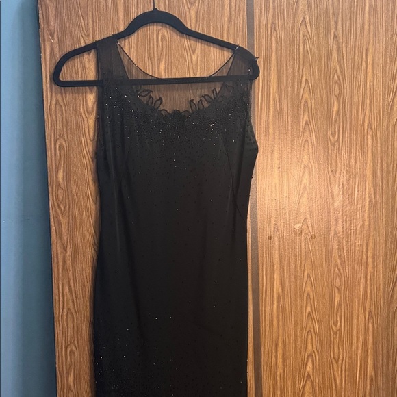 Cache Black Beaded Sheer Neckline Evening Gown Dress Size 12. Preown - Picture 11 of 14